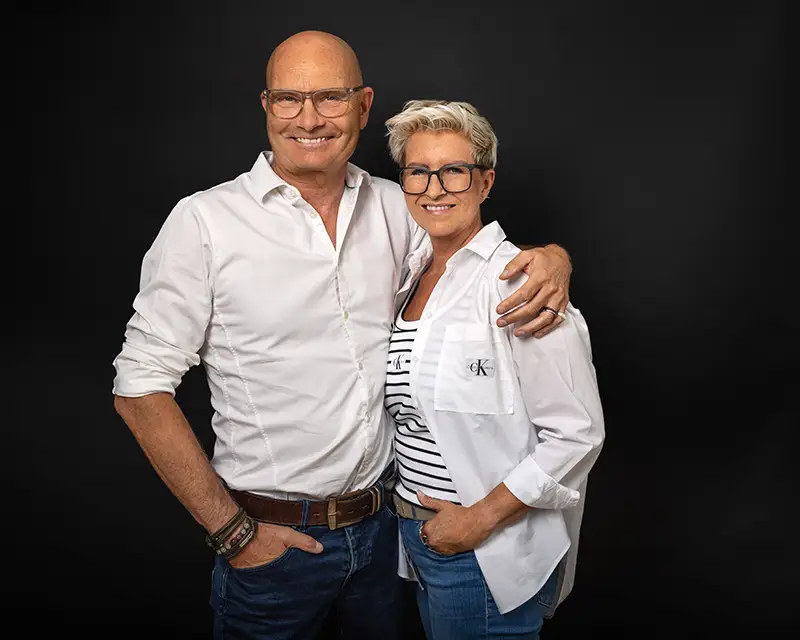 Arnold en Jannie de Pijper van Arkelwonen woninginrichting Arkelsol buitenzonweringen in Arkel